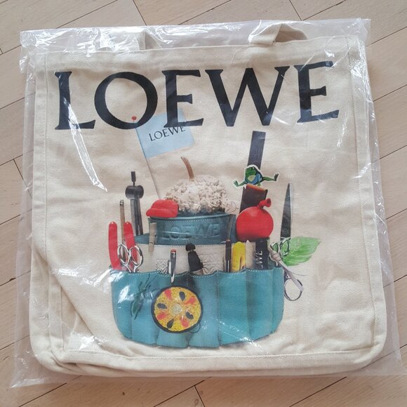 LOEWE ! CANVAS SHOPPING TOTE - Picture 1 of 6